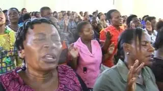 Sikilizeni Choir KKKT Mkamba _ Anakuja Yesu