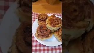 Easy, simple and delicious cinnamon rolls