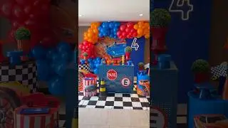 Украшение Hot Wheels