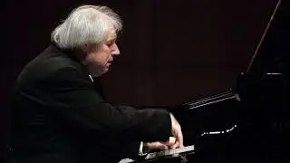Grigory Sokolov - Schumann 4 Klavierst&uuml;cke, Op.32 - Live 2011