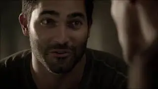 Derek Hale tiptoes