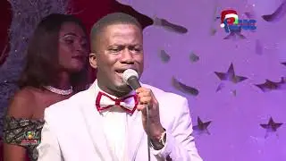 David & Cadonel dans Ann Pwofite lors de la finale