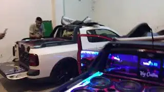 Saveira estilo dub tocando tribo da periferia
