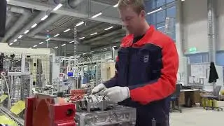 Volvo motor manufacturing                كيف يصنع محرك سيارة فولفو