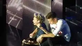 Little Things - One Direction - O2 Arena Berlin, Germany HD 11.05.13