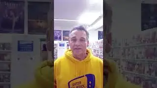 Videothekar zerst&ouml;rt, zerrei&szlig;t, zerfleddert und vernichtet Streaming Dienste wie Netflix & Co.!