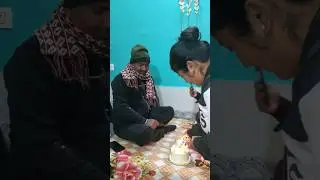 itni badi bewakoofi 😅😭#explorepage #phadilifestyle #minivlog #fypシ #pahadi #newyearvlog #vlog #reels