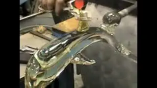 Steuben Glass/Taf Lebel Schaefer - Making of a Crystal Dolphin.m4v