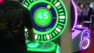 Pop The Lock Videmption Game (Baytek) @ IAAPA 2016