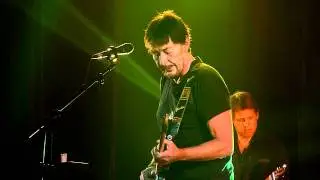 Chris Rea - Looking For The Summer (Live in Moscow, Crocus City Hall, 09.02.2012)