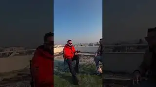 Ovo nije klasični podcast.Nema studija. Nema scenarija koji se čita. Jedan pita ono što ljudi misle.