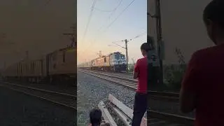 Express staff special train ￼