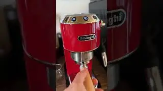 Espresso Delonghi Dedica - Bottomless