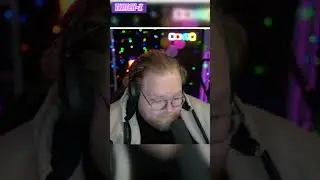 Сработали рефлексы 😂#T2x2 #Twitch #Стрим #Твич #Streaming #Gaming #TwitchStreamer #T2x2Live #Стримы