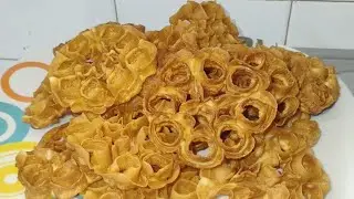గులాబీపూలు రెసిపీ/పిల్లలుస్వీట్ అడిగితేనిలువ ఉన్నా మెత్తబడిపోకుండా కరకరలాడుతూఉండాలంటే ఇలా  చేయండి 