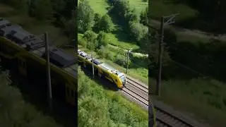Chasing &Scaron;koda 16Ev train with a DRONE 🇱🇻