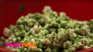 Slime Popcorn | Halloween DIY | TeenNick