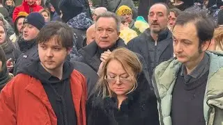 СЛЁЗЫ РОДНЫХ И КРИКИ БРАВО НА ПОХОРОНАХ ИГОРЯ ЗОЛОТОВИЦКОГО | МХТ ИМ.ЧЕХОВА 17.01.2026 