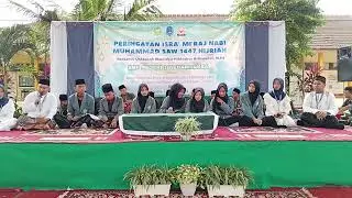 PERSEMBAHAN LANTUNAN BERJANJEN DARI GRUP REBANA EL FAIRUZ  DALAM KEGIATAN PERINGATAN ISRA MI'RAJ 
