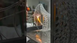 Making a sculpture using networked borosilicate glass