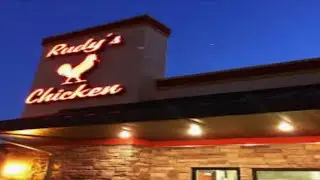 Dallas Texas Rudy&rsquo;s Chicken 🐔 crazy 1hr wait(Vlog2)