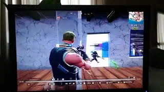 Fortnite 400 Damage with GREEN PUMP!!!