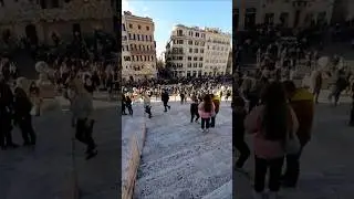 The Spanish Steps - Rome 🇮🇹 #italy #travel #italia #rome #spanishsteps #travelvlog