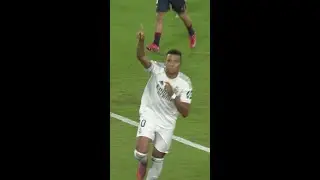💫 how did you score the first goal of the night, Kylian Mbapp&eacute;?