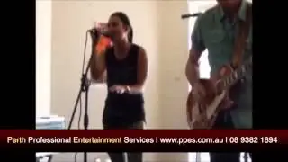 Strum Strut Perth Duo - Perth Cover Bands - Musicians Hire - Entertainers