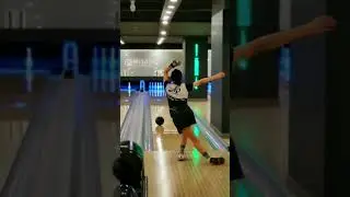 Korean Bowler#short #shorts #youtubeshorts#bowling #bowling #gaming#korea