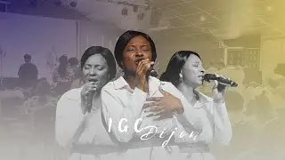 JE VIENS DEVANT TON TRÔNE/CE QUE NOUS VOULONS C'EST TOI/NOUS TE RENDONS LA GLOIRE| Christelle KENGNE