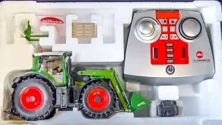 RC tractor gets unboxed and dirty for the first time!