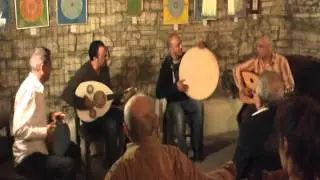KRUH KOLEM OHNĚ - Anis Melliti, Husam Abed, Haitam Farag, Marwan Alsolaiman (arabsk&aacute; lidov&aacute;)