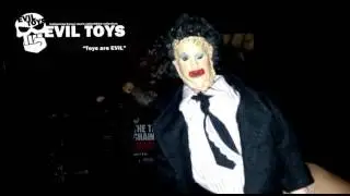 Evil Toys Review: NECA Megostyle Texas Chainsaw Massacre: Leatherface Dinner suit.