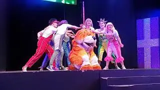 Butlins Skyline Gang best friend song