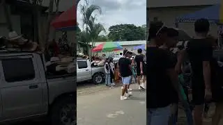 Desfiles en el campo de Manab&iacute;