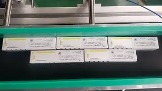 Auto Sticker Label Applicator For Small Box Top Surface Labeling Machine With Small Label