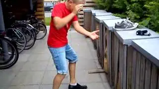 Anton danser stepdans :-)