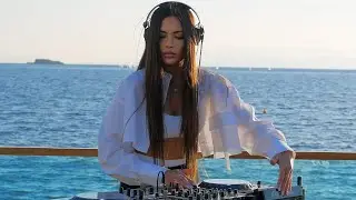 Xenia Dia (Diamond) Dj @ Live Athens Sea View - Techno Dj Mix