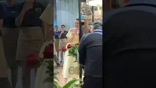 KINILIG SI JULIA SA PA-SURPRISE FLOWER NI COCO - JULIA MONTES AT COCO MARTIN #surprise #happy