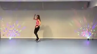 Feliz Navidad - El Rubio Loco (salsa version) Zumba@ and Zumba@ Gold
