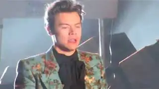 Kiwi (LIVE) Harry Styles