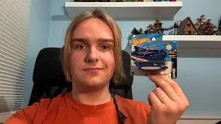 Otwieram Hot Wheels Bat Boat