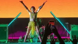 Yeah Yeah Yeahs - Soft Shock @ Just Like Heaven 2023 4K
