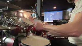 Freestyle jam on drums