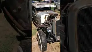 Crust hauling crust, just how we like it. ~~Daniel 3:57-88~~ Let it all point upwards #crust #ratrod
