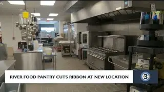 River Food Pantry cuts ribbon at new location