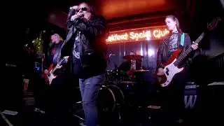 Cover of Ramones song Teenage Lobotomy by Remones UK Tribute Act