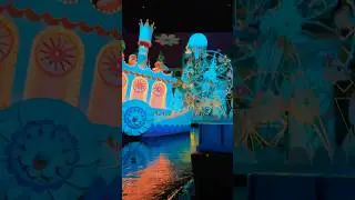 🌎🎡🎠🎢🎟️💗 #itsasmallworld #disneythemepark #disney #disneyride #disneyparks