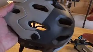 The Best Full Face Convertible Helmet for Mountain Biking, The Bell Super 3R MIPS Helmet